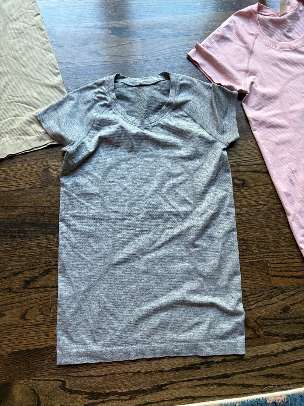 Lululemon short sleeve swiftly tee sz 6 euc